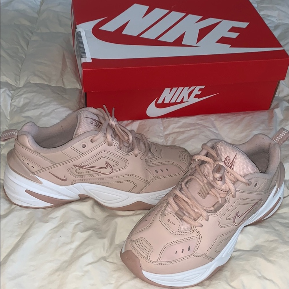Women’s Nike tekno’s